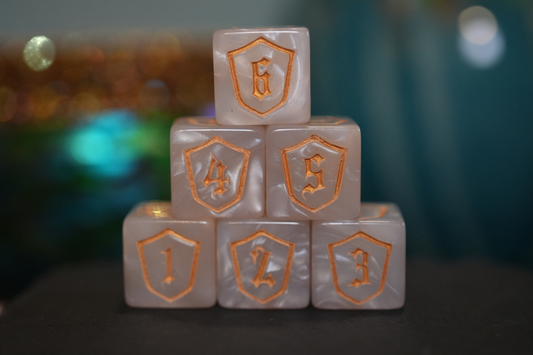 Marble White MTG Loyalty Dice – 12 Pack