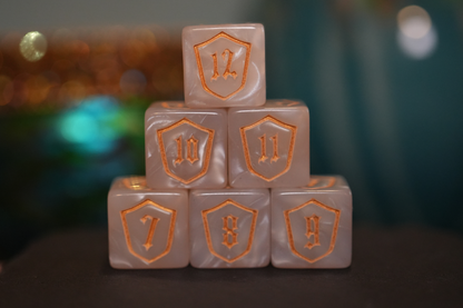 Marble White MTG Loyalty Dice – 12 Pack