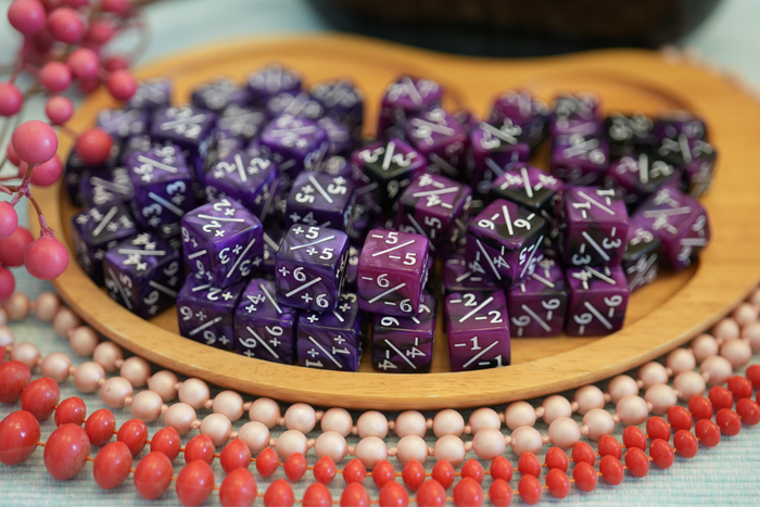 Marble Purple and Pink + / - Counter Dice – 12 Pack