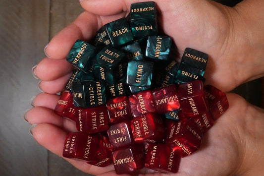 Red and Teal MTG Keyword Dice – 12 Pack
